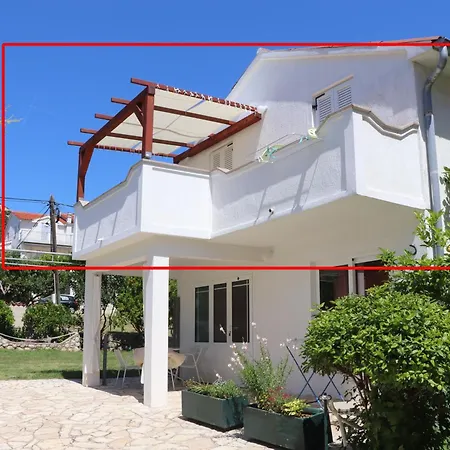 Apartament Andjela With Terrace, Garden And Sea View