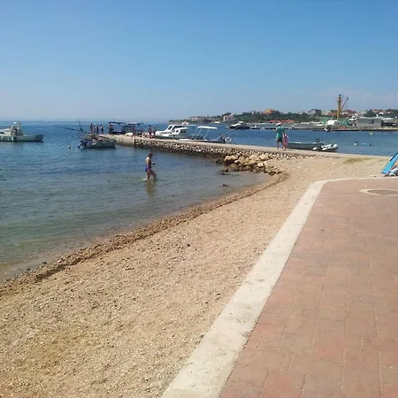 Apartamento Andjela With Terrace, Garden And Sea View Barbat na Rabu
