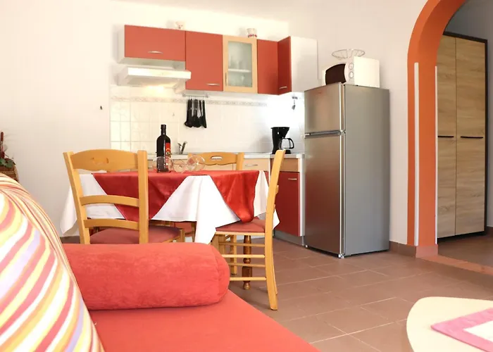 Apartamento Andjela With Terrace, Garden And Sea View *