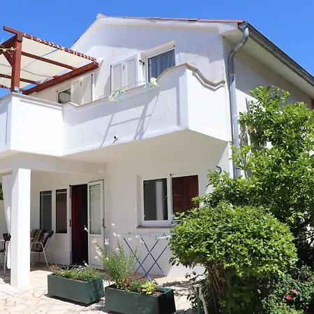 Διαμέρισμα Andjela With Terrace, Garden And Sea View