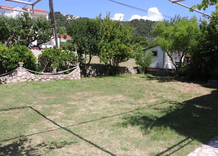 Andjela With Terrace, Garden And Sea View Appartement