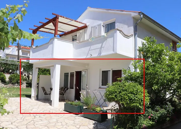 Andjela With Terrace, Garden And Sea View *