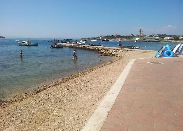 Appartement Andjela With Terrace, Garden And Sea View Barbat na Rabu