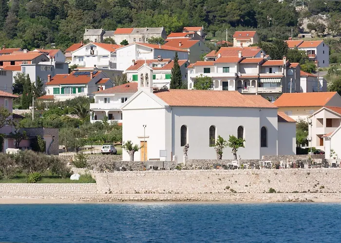 Andjela With Terrace, Garden And Sea View Barbat na Rabu